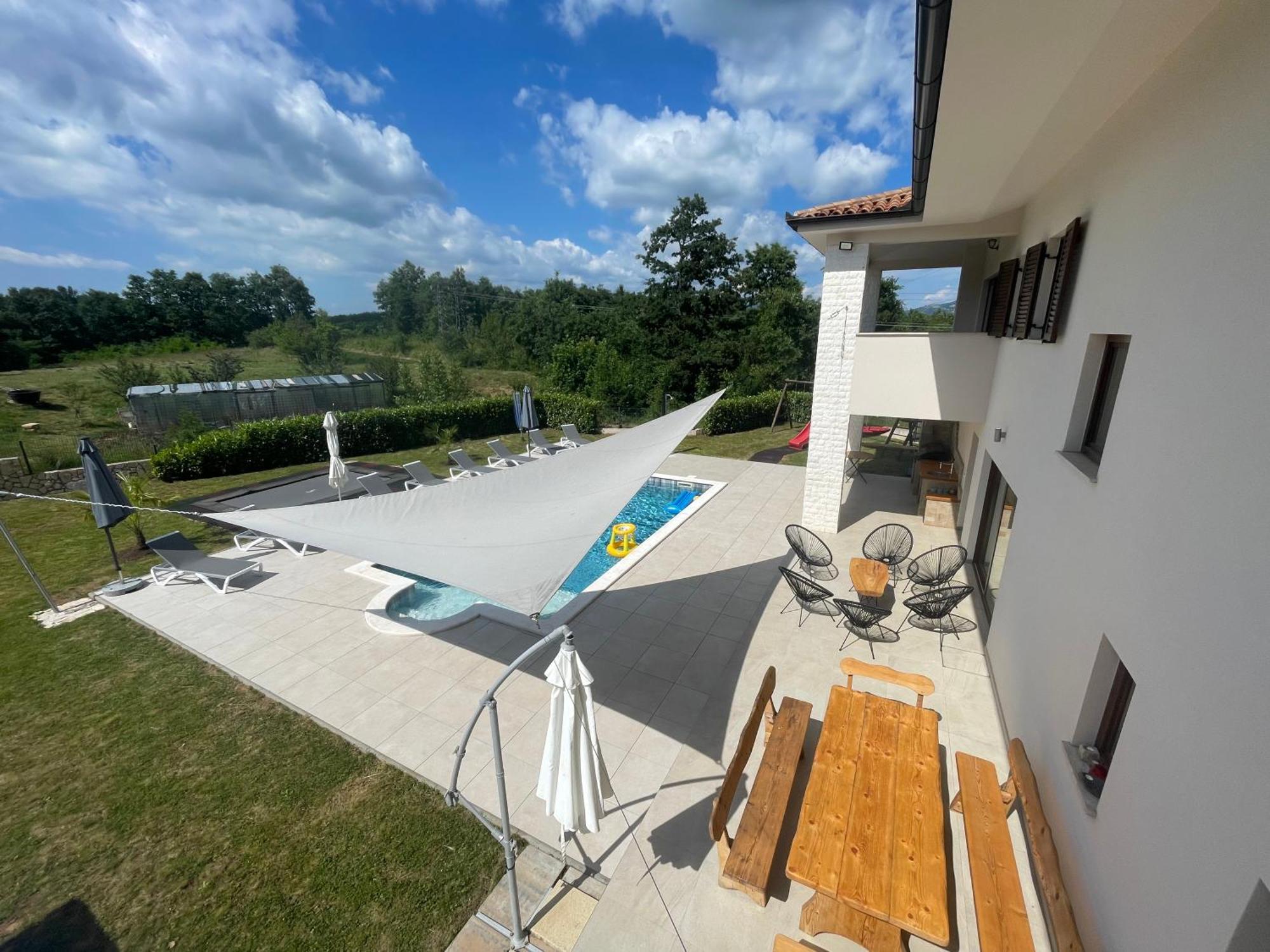Villa Fluggi Near Labin Santalezi Экстерьер фото